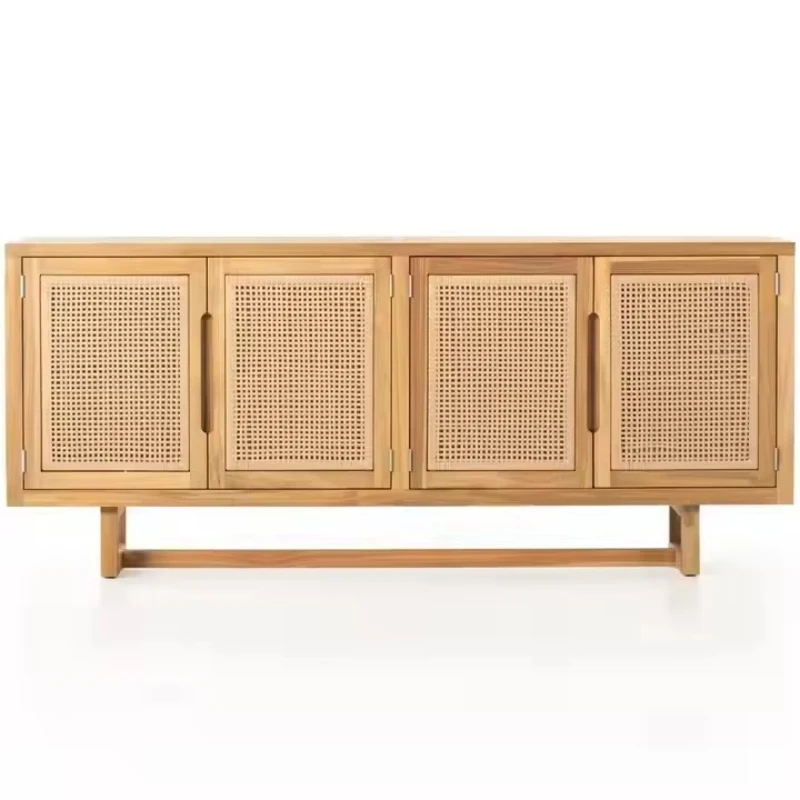 Modern solid wood cabinets: elegant appearance, ample storage space