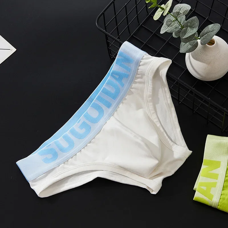 Homens sexy bolsa de protuberante biquíni de cintura baixa, calcinha esportiva respirável, calcinha elástica confortável, algodão breve, pele
