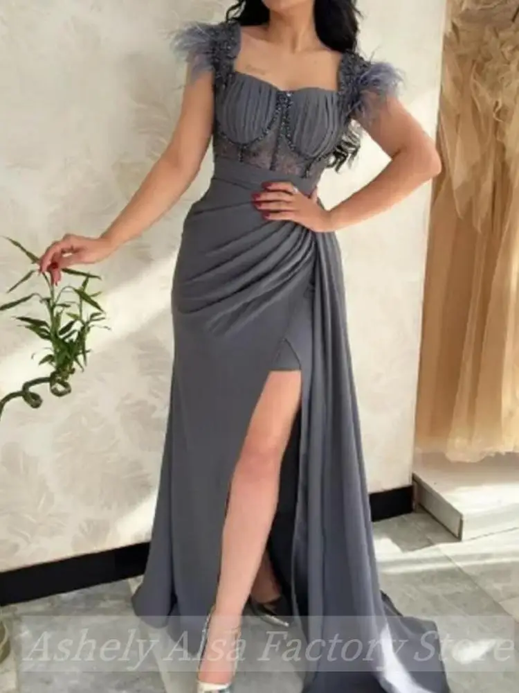 Gaun pesta putri duyung seksi menawan gaun Prom Cocktail belah samping gaun malam Formal bulu Applique renda gaun malam 2024 robe de Soiree