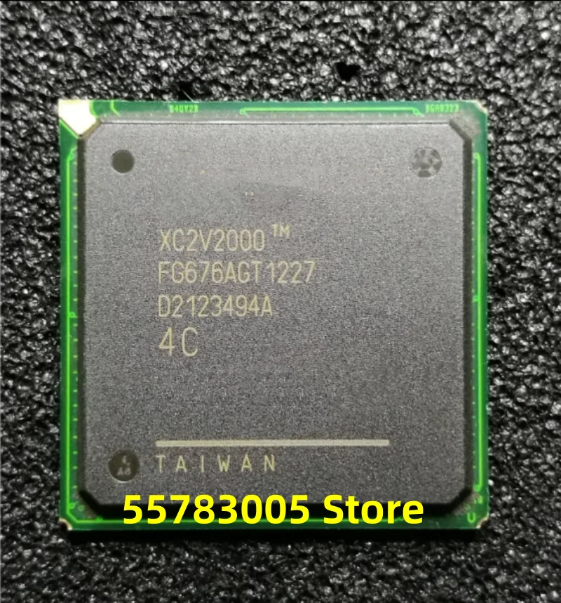 1PCS New XC2V2000-4FG676I   XC2V2000-4FG676C  XC2V2000-FG676   BGA Programmable Logic Device Chip IC