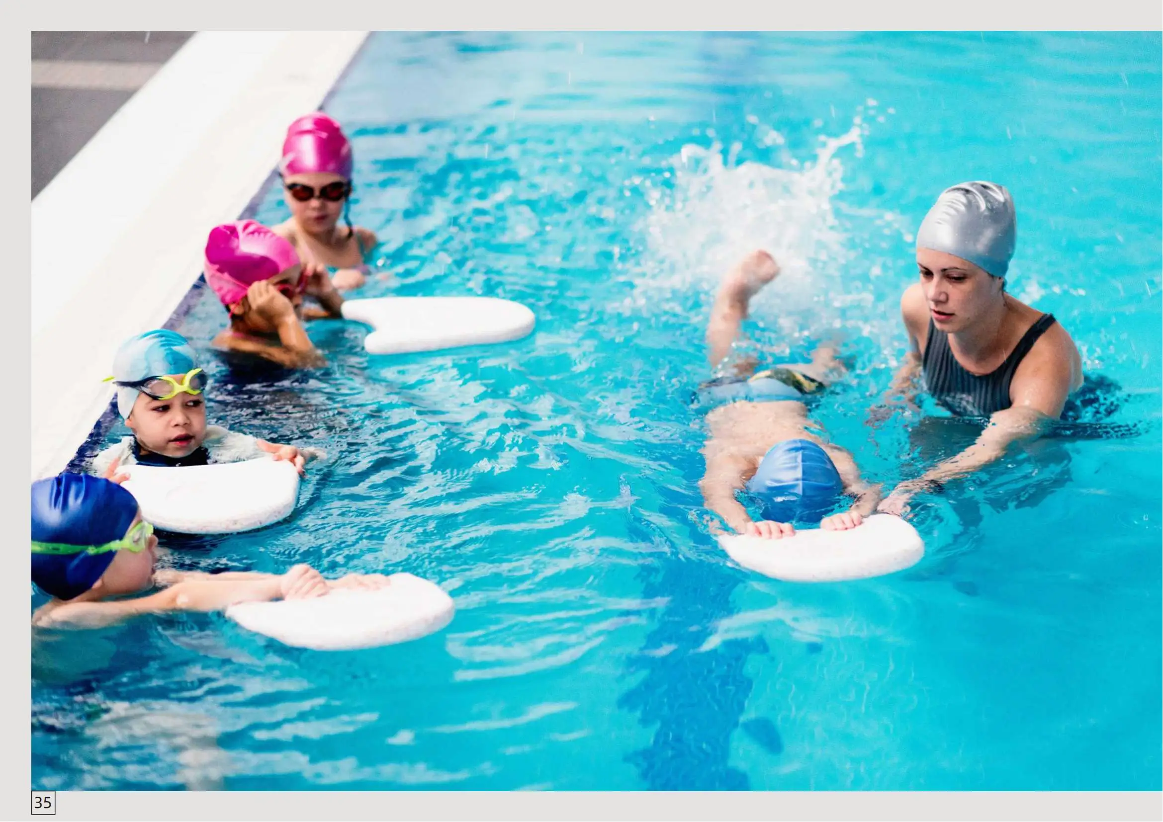 Buoyancy board A word water board triangular floating board, children's adult beginner training U-shaped swimming board