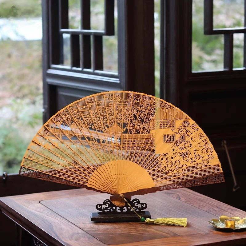 

Украшение в китайском стиле, ручной подарок, веер из сандалового дерева, китайское интеллектуальное культурное наследие, ремесленные изделия, украшение комнаты, декор комнаты для дома