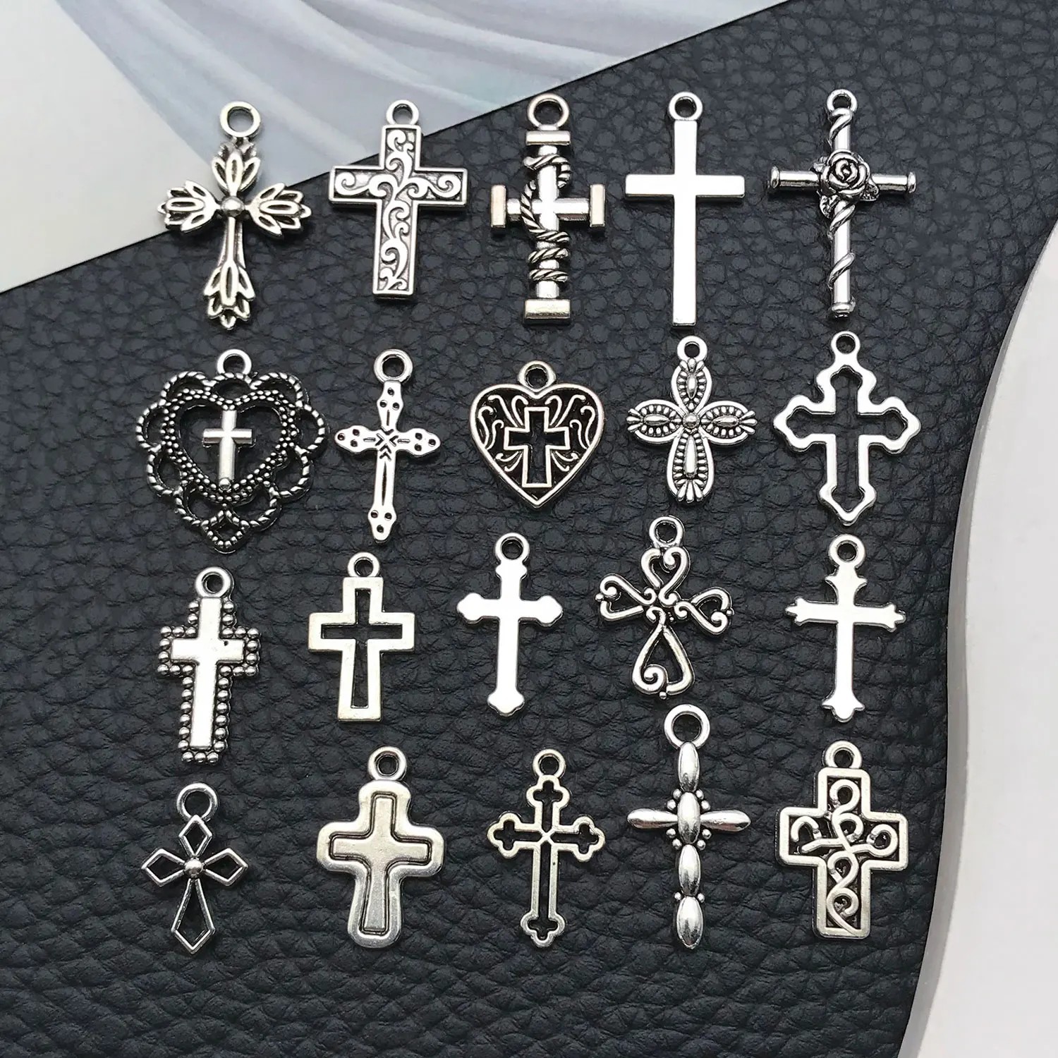 

Mix 20 pieces/Antique Silver Cross Series Fashion Jewelry Making DIY Back to School Halloween Thanksgiving Fashion Accessories