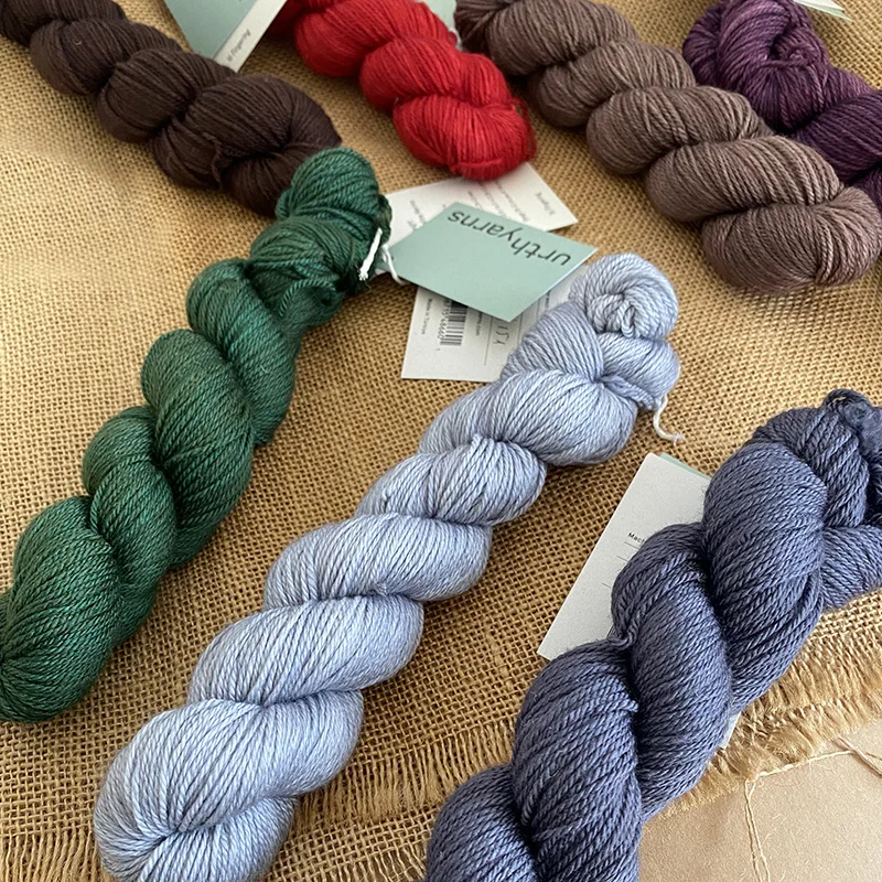 1 piece 50g Urth yarns 16 Fingering 100% Extrafine Superwash Merino Fingering Weight Yarn