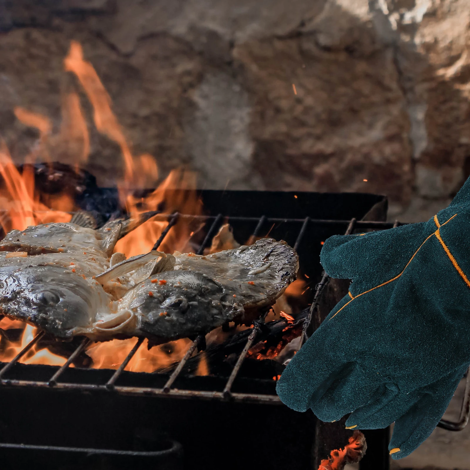 

Anti Bite Gloves Picnic Working Protection Oven Welding Long Sleeve Outdoor