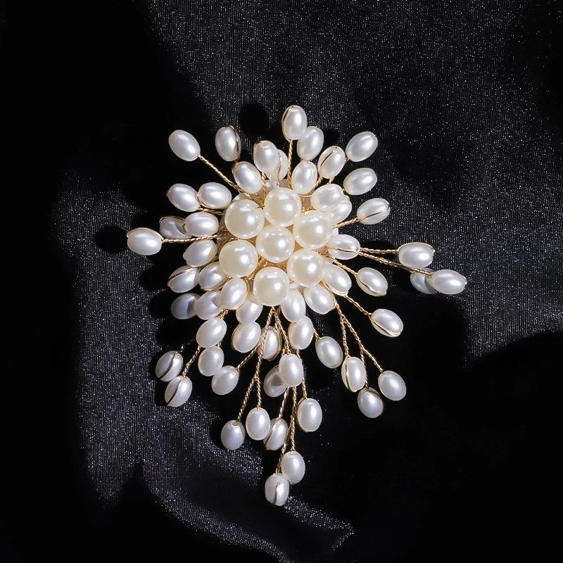 Elegant Pearl Flower Brooch Pin Badge For Women Girls Fashion Clothes Decoration Jewelry Gifts