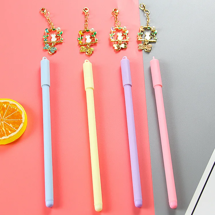 50PCS  Cute swing pendant pen, kitten play butterfly pendant, Rollerball pen, high beauty office stationery, student pen