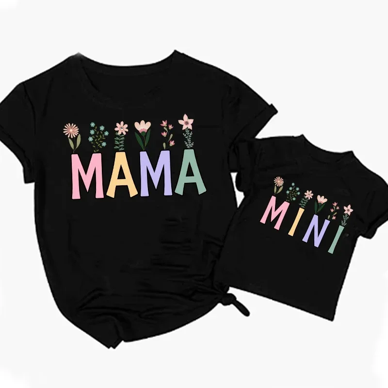 Lovely Cartoon Design Family Tshirt Two Sweet Matching Clothes Dad Mom Bro Sister Family Old Birthday Girl T-shirt