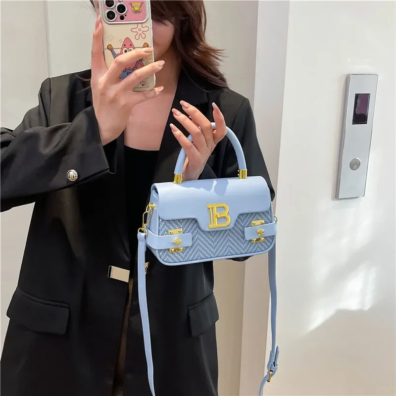 Stylish Oversized Tote. Designer Letter Logo. Fashion - Forward Leather Shopper for Work, Travel, Weekends.