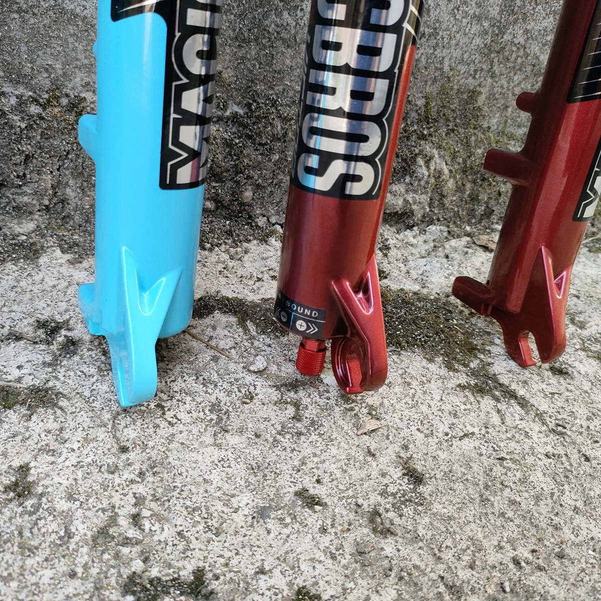 27.5 بوصة دراجة هوائية جبلية تعليق هوائي دراجة الجبهة شوكة مزدوجة الكتف 180 مللي متر شوكة دراجات السفر