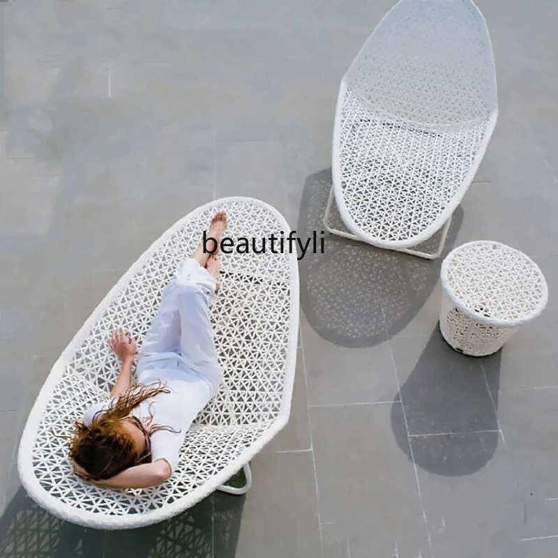 

Outdoor Lounge Garden Pool Rattan Woven Bean Bag Designer Sun Room Beach Bed Balcony Garden Leisure Recliner