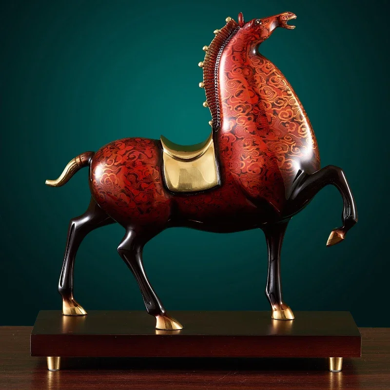 Lacquer copper horse ornament is a success, Datang general horse entrance living room decoration opening housewarming gifts