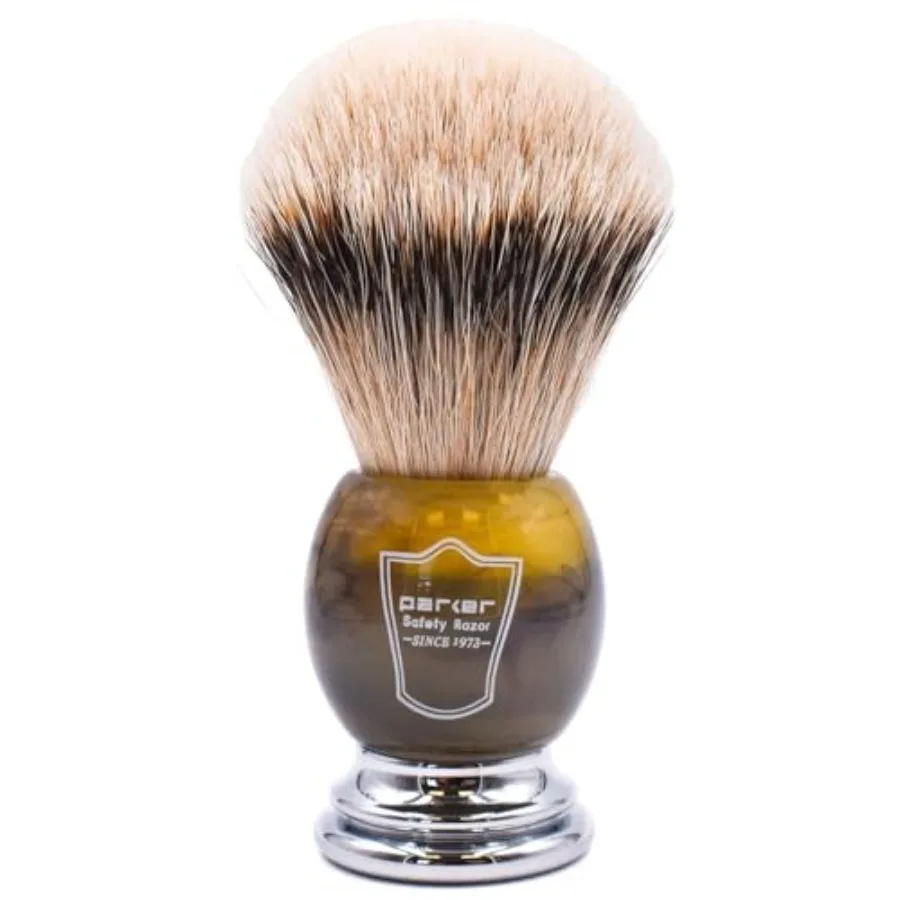 

Кисть для бритья Parker 100 Silvertip из барсучьего ворса с ручкой из искусственного рога и длинным ворсом 22 мм для обильной пены и чувствительной кожи, хромированная.