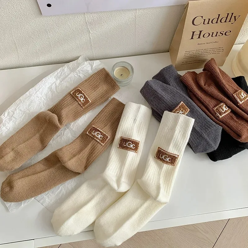 5 Pairs Winter Socks Women Cashmere Wool Socks Women's Warm Thickened Pile Embroidered Logo Mid-Calf Sock Women's Snow Boot Sock