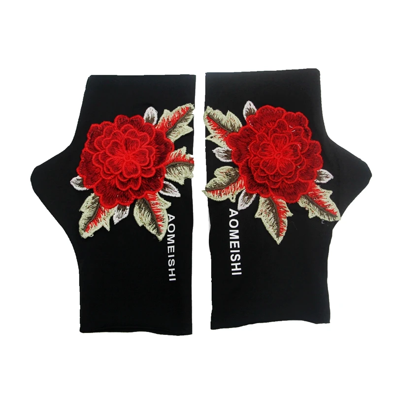 Guanti ricamati stile etnico Bracciali da donna Seta ghiacciata Sottile Mezze dita Cicatrice Touch screen parasole primaverile ed estivo