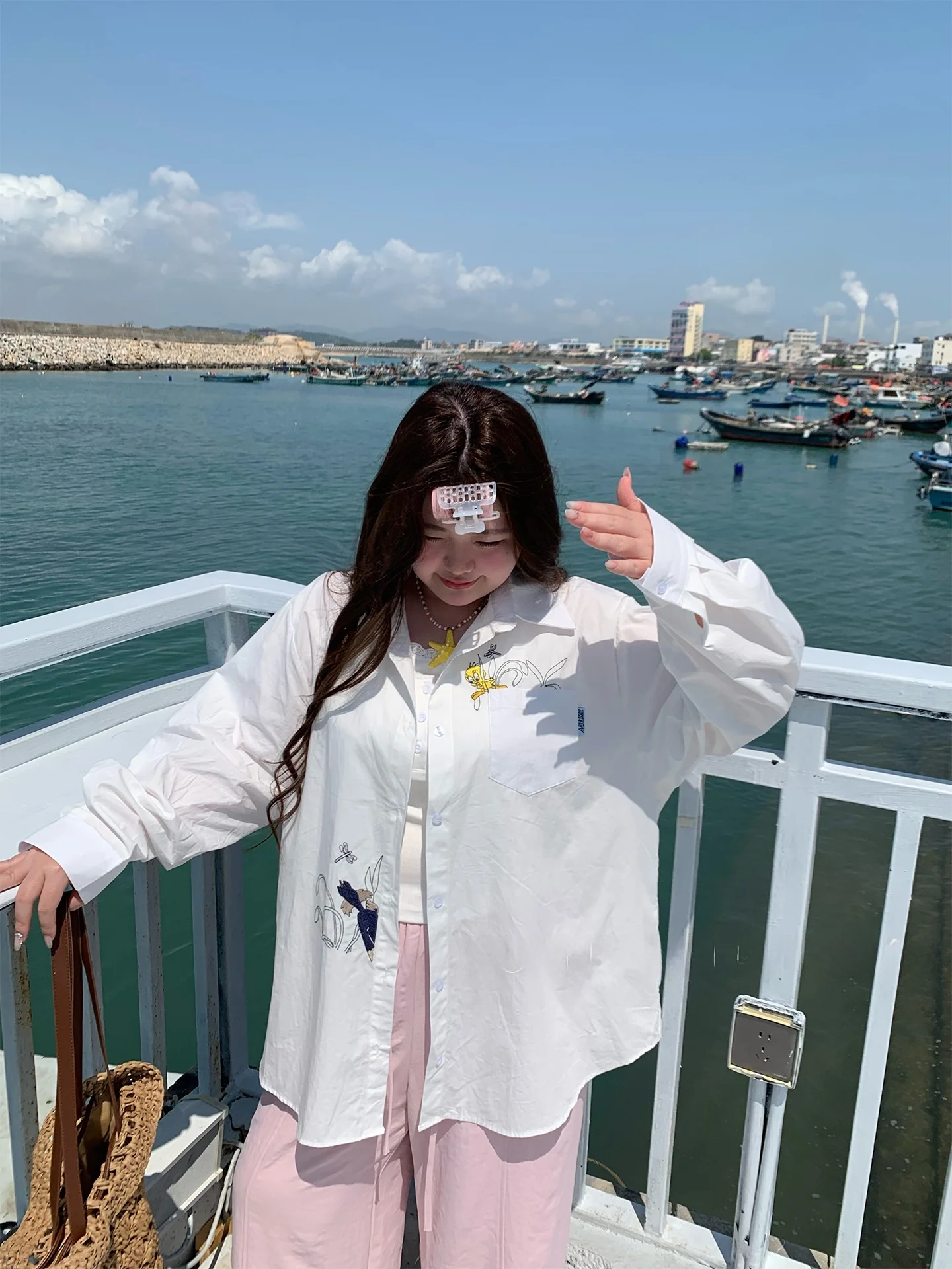 

Женская рубашка оверсайз в повседневном стиле с вышивкой в клетку, свободного кроя, дышащая, с длинным рукавом, на пуговицах, для полных женщин