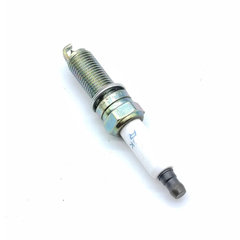 

4pcs Engine Spark Plug For Mercedes-Benz A209 C209 W203 W204 S204 C204 CLK200K C200K C200 E200 E260 SLK200 M271 A0041594403