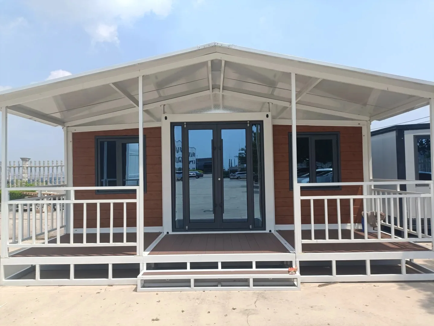 Customized Competitive Price 20-40 Foot Expandable Steel Container Fireproof Prefab Houses For Villa And Hotel Use