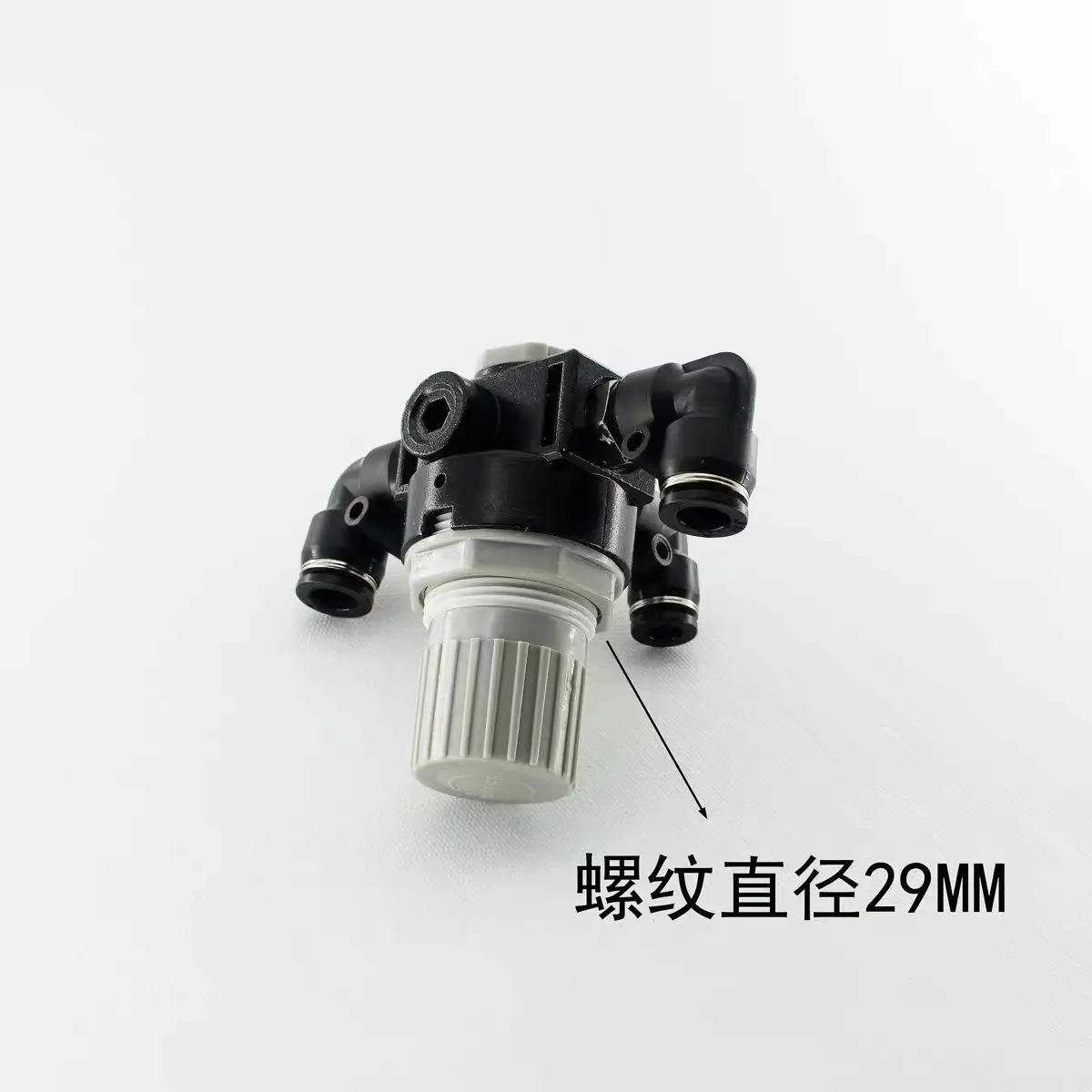 Pressure regulator, humidifying nozzle fan-shaped dust removal air accessories, electrostatic sprayer air regulator