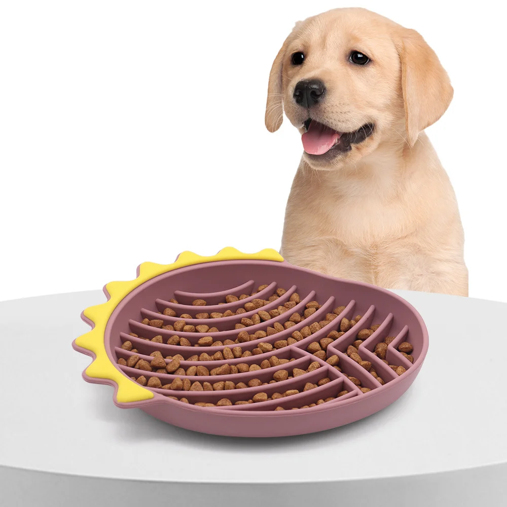 Silicone Pet Slow Feeder Dog Slow Food Mat Dinosaur Head Anti Spill Licking Bowl Cat Feeding Mat Licking Mat Strong Suction Base