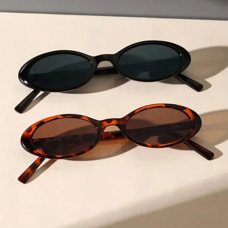 Gafas de sol ovaladas pequeñas, sexys y a la moda, Retro, con montura con estampado de leopardo, adecuadas para viajes y vacaciones, 1 ud.