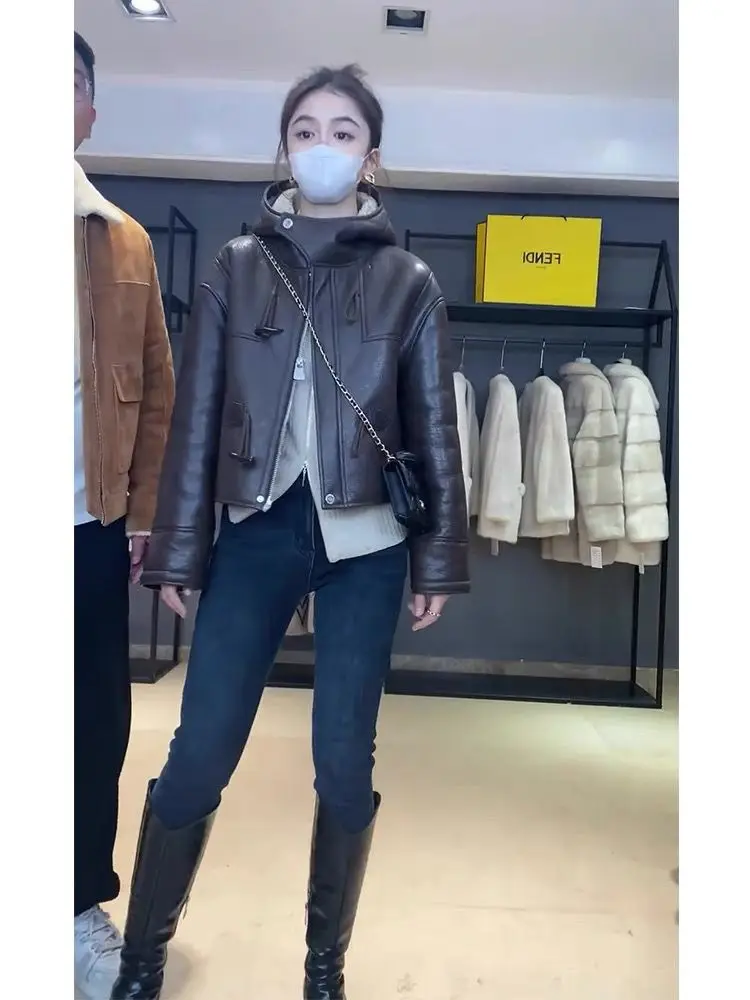 Autumn Winter Niche Unique Chic Top French Small Fragrant Celebrity Design Sense Korean Hooded Leather Jacket Short Coat Women