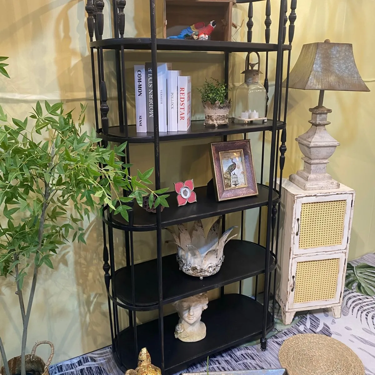 Retro simple wrought iron Roman column shape five-layer storage rack tea shop jewelry store display rack