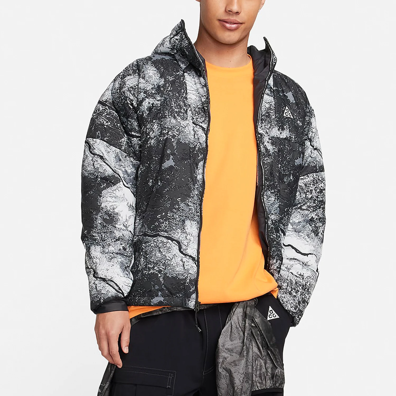 

Nike genuine New Men's Outdoor Water Resistant Warm Hooded Jacket FN7114-060