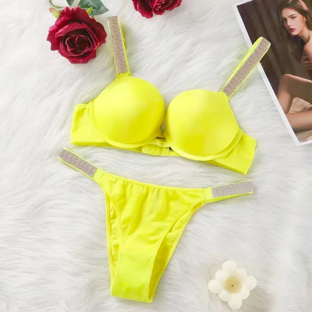 

Fashion Sexy Bra Set Women Bralette Rhinestone Girls Underwear Brassiere Thong Gather Bras Lingerie Panty Sets
