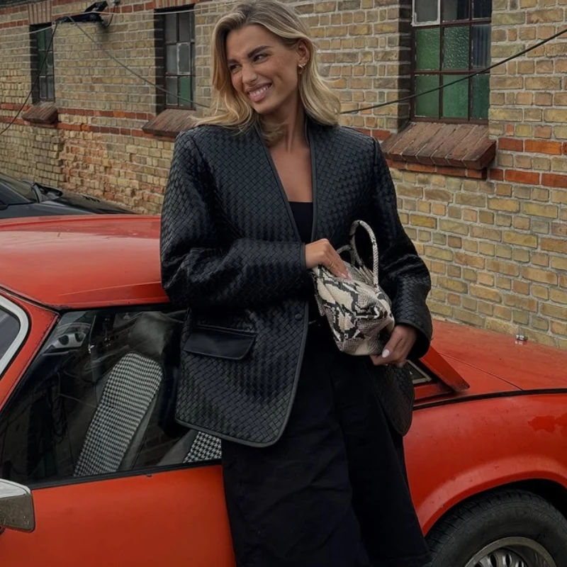 

TARUXY кожаная плетеная куртка с v-образным вырезом и длинными рукавами, женская однобортная свободная уличная модная кожаная куртка с карманами, осень