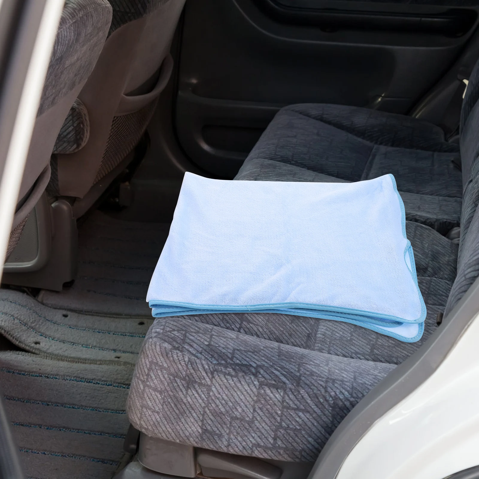 

Travel Pillow Blanket Airplane Quilt Conditioning Car 2-in-1 Foldable for Cold Weather Office