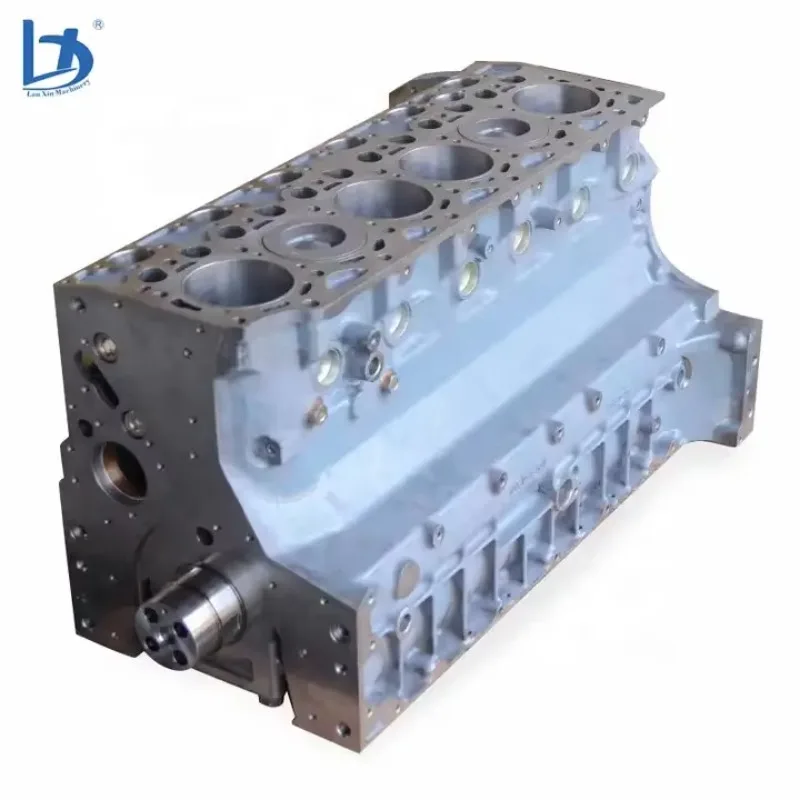 Excavator Diesel Engine Parts Cylinder Head With Valve D6D Complete Cylinder Assembly