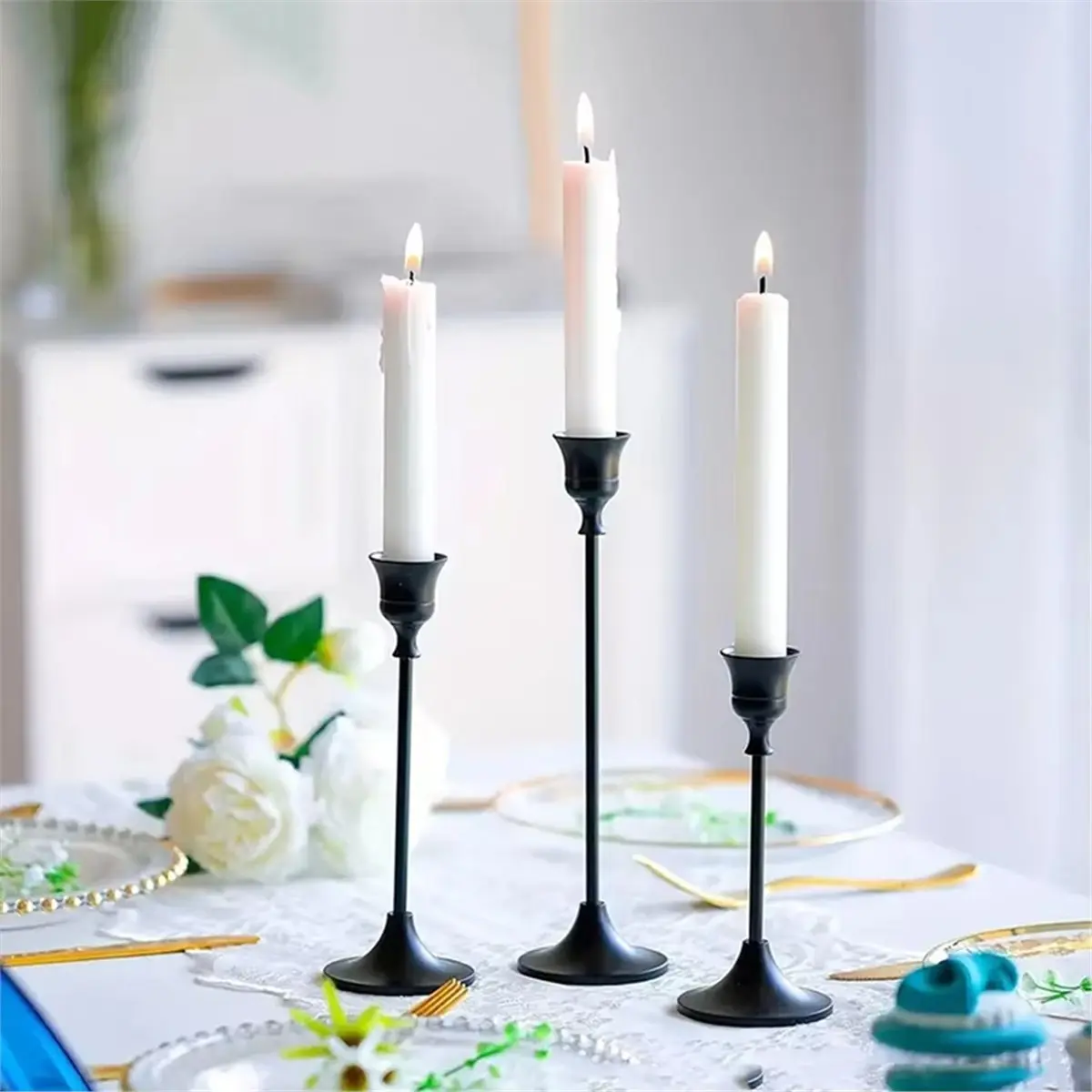 New Arrival Elegant Set of 3 Metal Candle Holders for Wedding and Home Decor