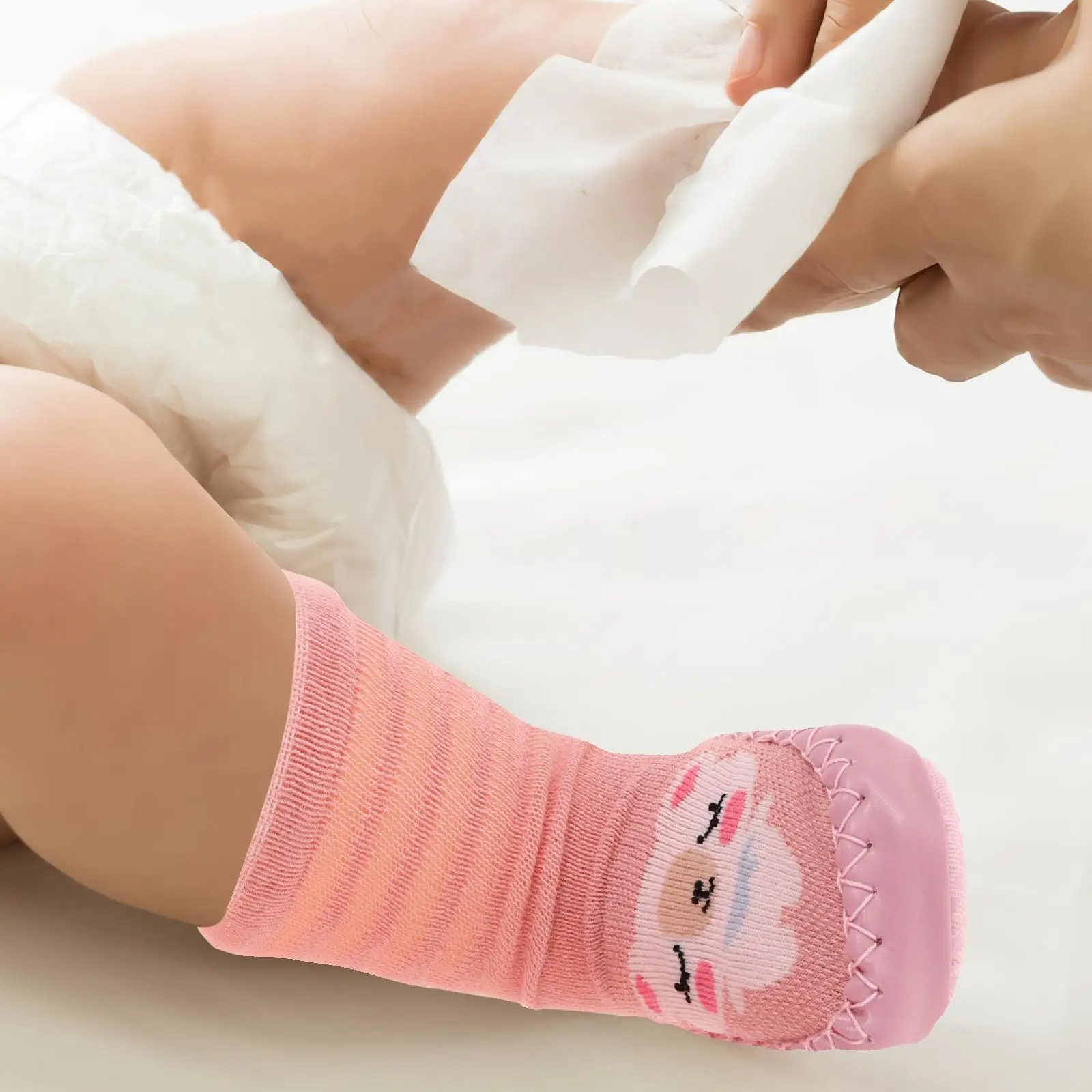 Calzini da pavimento antiscivolo Scarpe da bambino per neonati Scarpe da calzino da passeggio in rete Scarpe da allenamento per neonati per bambini invernali 11 cm Modelli carini