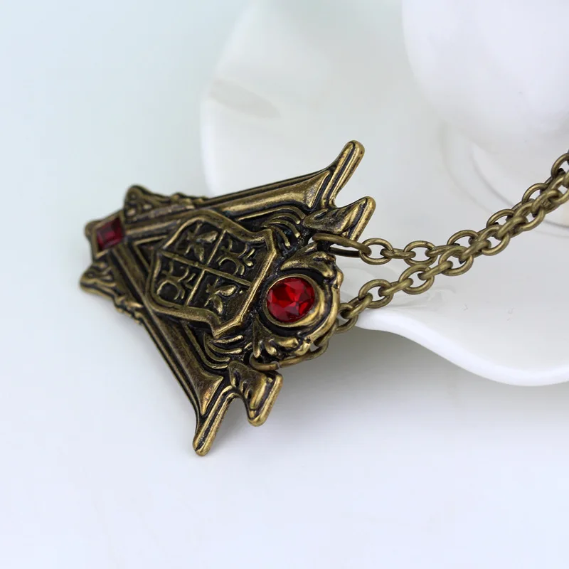 Women Cosplay Necklace Props Movie Twilight Theme Rosalie Same Design New Moon Crest Volturi Charms Necklaces Jewelry Part Acces