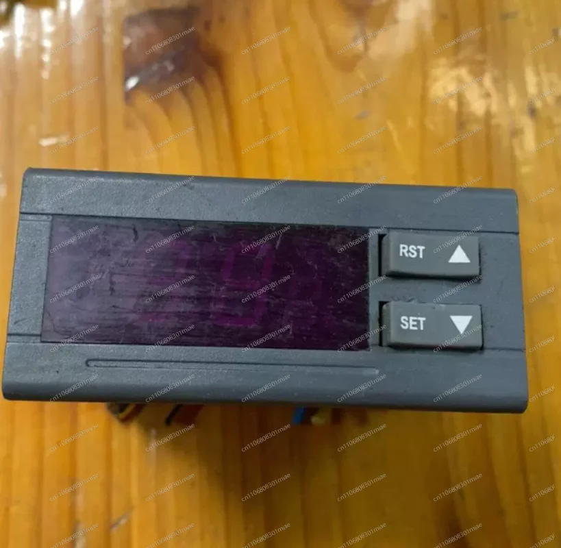 T-503 temperature controller, real picture, as shown in the picture