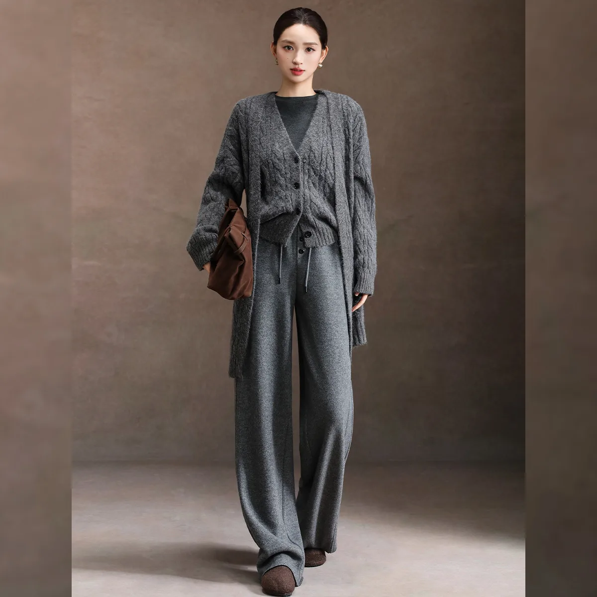LOUIS YAO Women's Thick Knitted Straight Leg Pants 2025 Autumn Commuting Vertical Feel Drawstring Rubber Waist Casual Pants