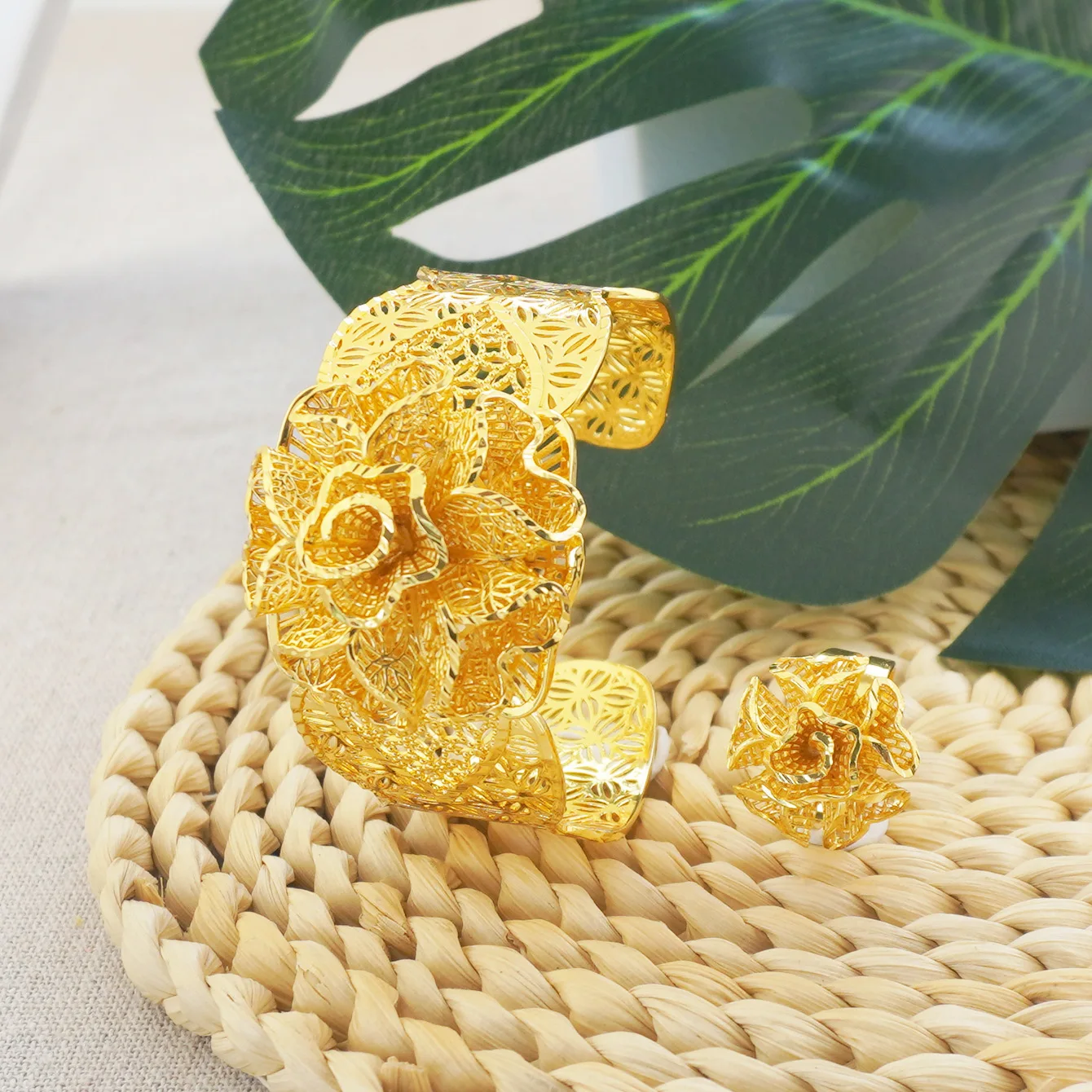 9999 gold Middle Eastern women's luxury wedding bracelet and ring set, flowers, wedding, bride gift, jewelry set