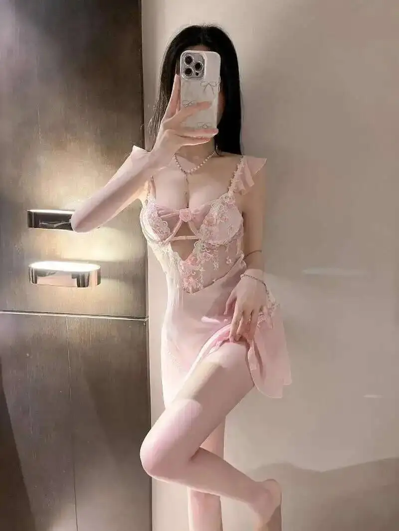 Neue Sexy Französisch Satin Nachthemd Spitze Dünne High-end-Schlankheits Brust Pad Strap Nachthemd Für Frauen Kleid Elegante Rosa süße RQJ0