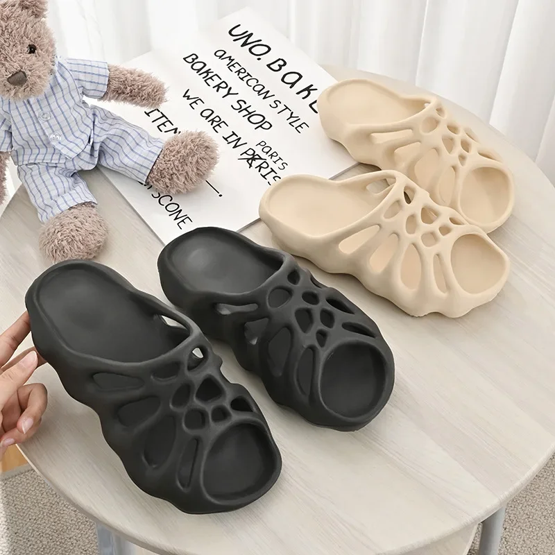 slippers women Non-slip Sneaker Flip Flops men Platform Cloud Woman Summer Beach home house Slides Soft Ladies Indoor new 2024