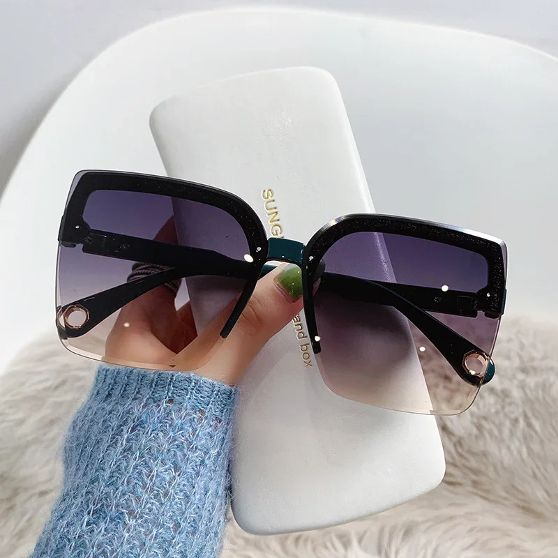 Oversized Sunglasses Man Woman Fashion Rimless Vintage Square Sun Glasses Eyewear Luxury Brand Design UV400 Female Shades view 3
