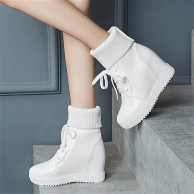 Women Boots Autumn winter New style Internal increase Short boots white Wool yarn Elastic force Sock boots Frenulum women boots