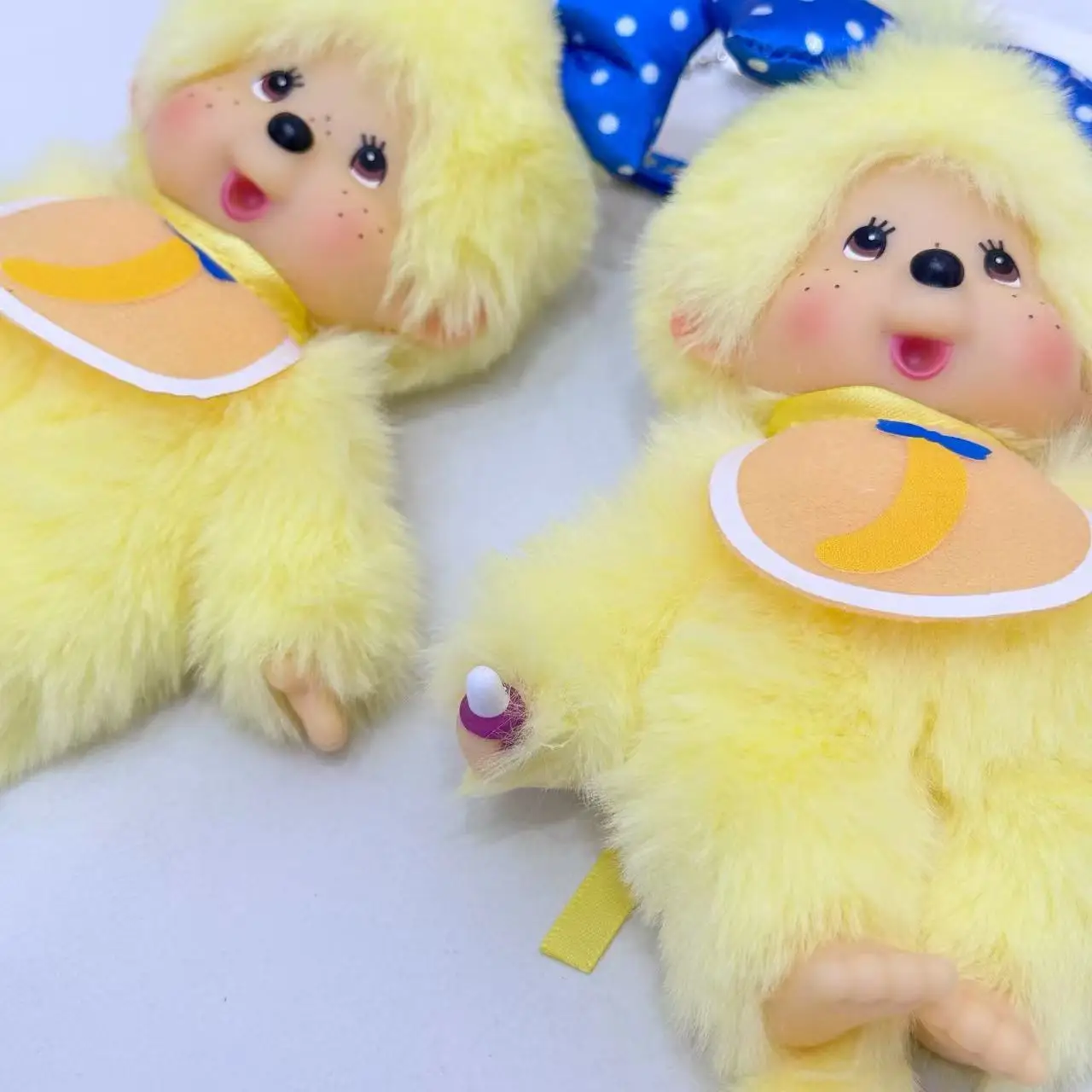 Cute banana-shaped Monchichi plush keychain 15 cm couple hanging decoration item soft rubber doll video game toy view 3