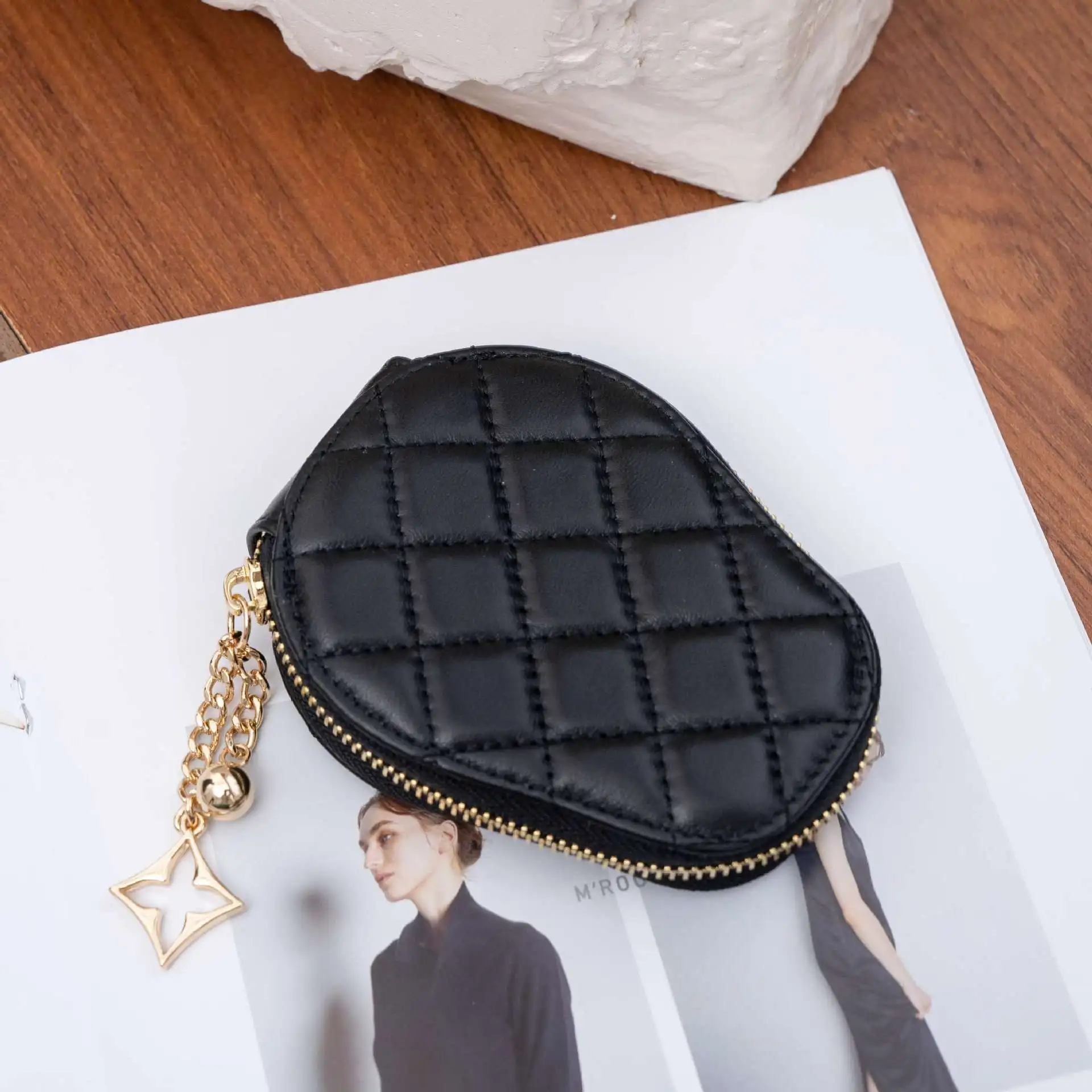 

Новые женские кошельки, стеганый кошелек из натуральной кожи с несколькими слотами для карт, короткий клатч, сумка для документов, изысканный кошелек-держатель для карт для ежедневного использования