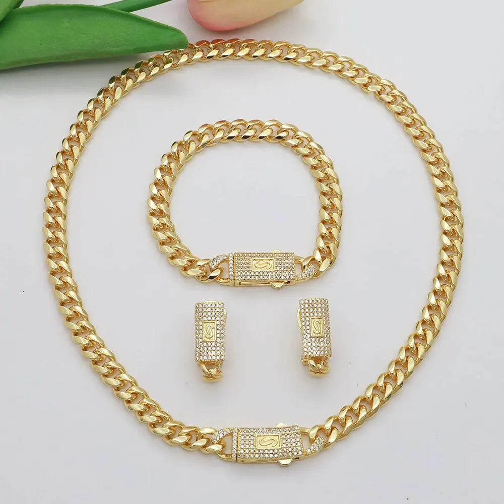 

Модный комплект украшений в стиле хип-хоп для женщин и мужчин: классический дизайн, позолота 18K (Дубай), ожерелье, серьги и браслет. Новинка 2025 года.