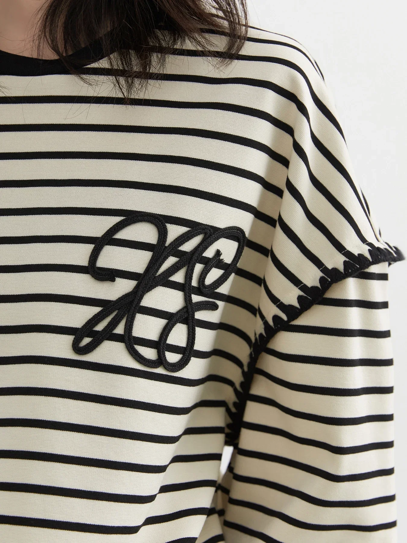 CHIC VEN Women T-Shirts New Loose O Neck Contrasting Striped Long Sleeved Tees Casual Embroidered Female Top Spring Autumn 2024