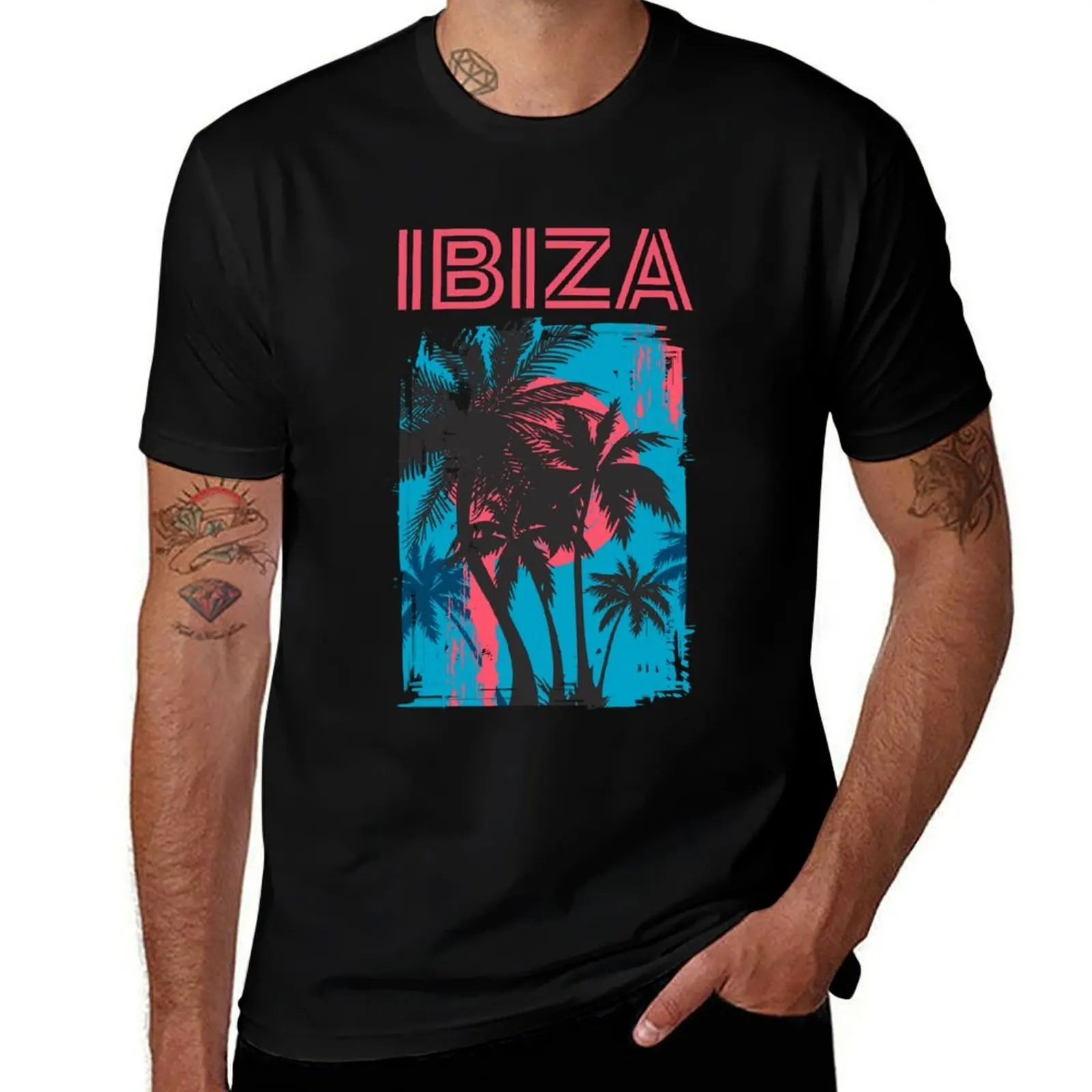 I love ibiza circle with palm trees T-Shirt Basic All Season Solid T-Shirt