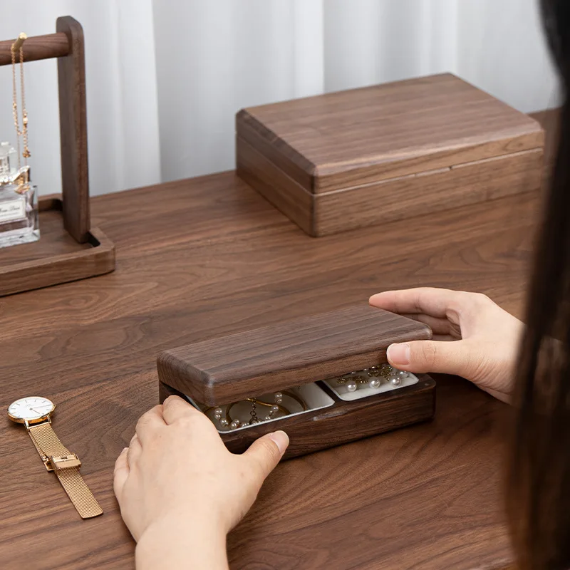 Portable Flannelette Jewelry Storage Box High-end Luxurious Black Walnut Vintage Necklace Earrings Portable Travel Pure Wood NEW