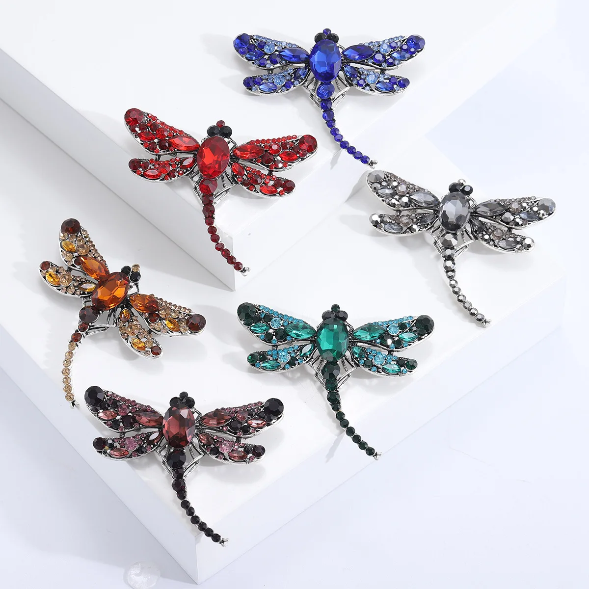 Women Large Crystal Vintage Dragonfly Brooches Gradient Zircon Insect Brooch Lapel Pin Fashion Dress Coat Accessories Cute Jewel