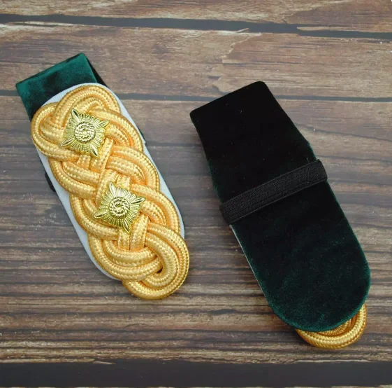 أداء فرقة الكتف الأمنية ذات الرتبة العسكرية المنسوجة يدويًا